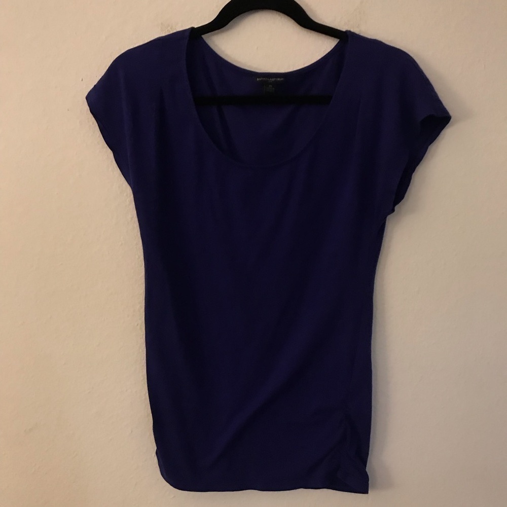 *** Banana republic tee